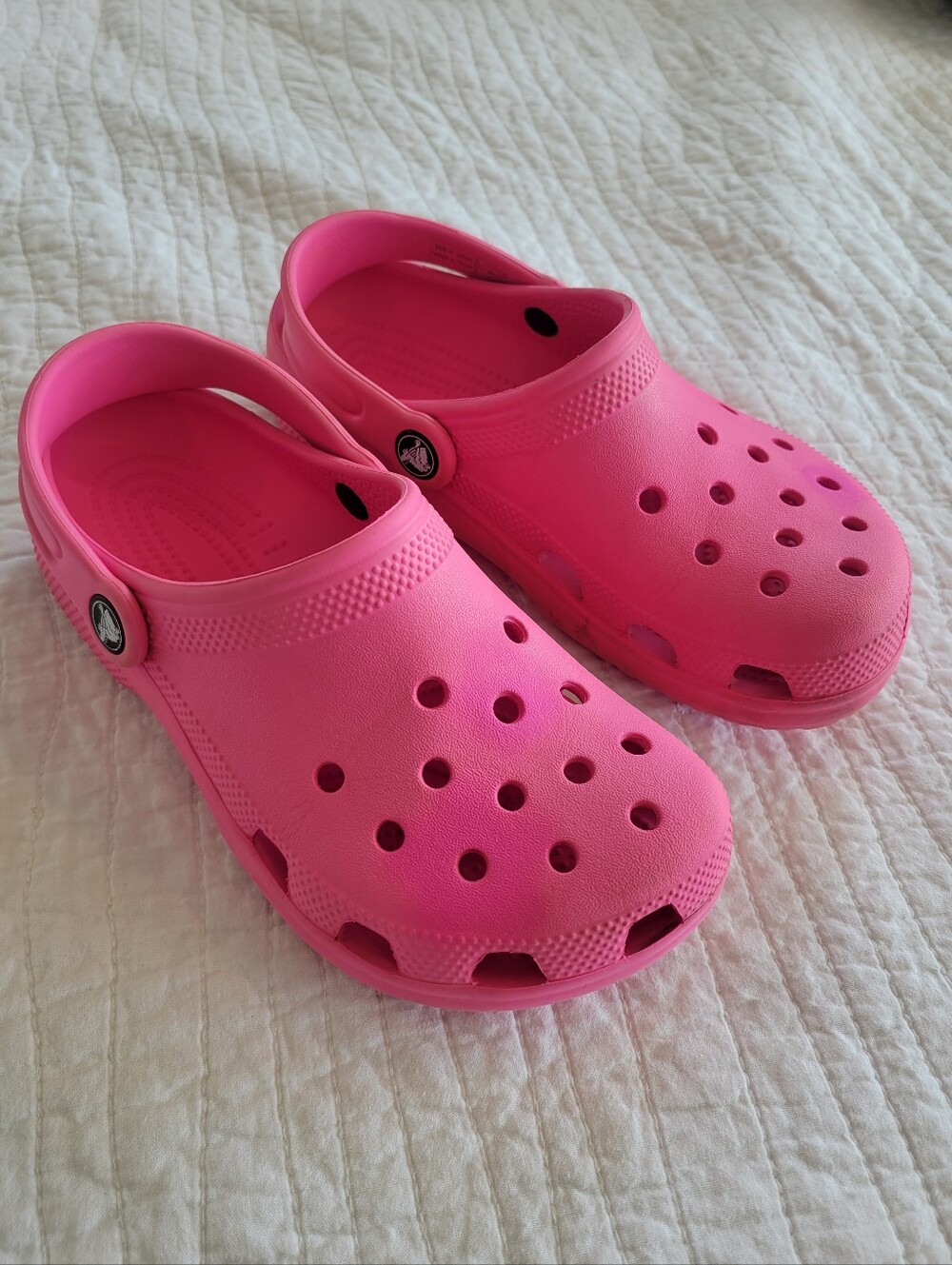 CROCS Classic Kids Clog - Pink - Picture 1 of 7